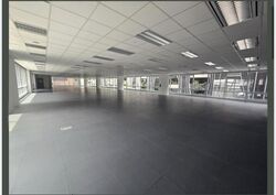 Bank Of Singapore Centre (D1), Office #599081181